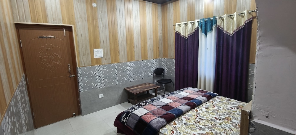 Omji - Kalindi Seva Sadan