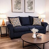 Solace Luxury 1BR Retreat Pool Hot Tub Wifi