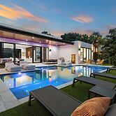Villa Pesara by Rove Travel Luxury Riverfront
