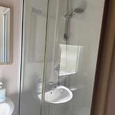 Cabin Sleeps 4 With Wifi