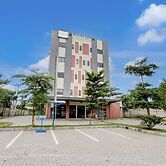 Stylish Deluxe Stay With Free Wifi and Parking