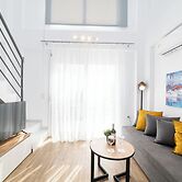 SLV Irida Apartment