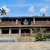 Premium Kallar Vattiyar Waterfalls Munnar