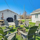 Walkable Escape Near Elk Lake & Grand Traverse Bay
