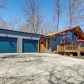 Woodsy Hideaway: Game Room, Theater Room, Fire Pit