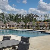 2 Mi to Dtwn! Newly Built Oxford Retreat w/ Porch