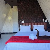 Syntilla A-Frame Stay Kodaikanal