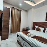 Kay Emm Residency