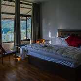 Dhauladhar View Village Resort