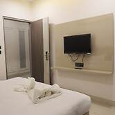 Hotel The 9s