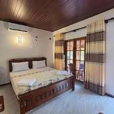 Jungle Eco Lodge & Safari