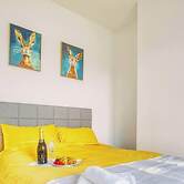 Modern 3-bed Home Sleeps 6 With Parking Fast Wifi Perfect for Contract