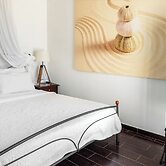 Revery Villa & House