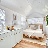 Montana Ave Lodging