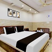 Classic With Twin Bed Sree Nitya Residency