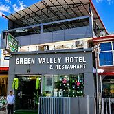 Green valley Hotel & Restaurant