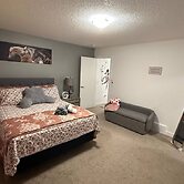A&A Retreatfam-friendly 3BR Spacious Haven Leduc