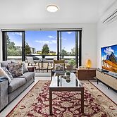 Comfortable 2 Bed Stay With Parking