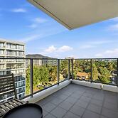 Charming 2BR Apartment Near Canberra's Attractions