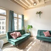 Charming 12 Person Apartment