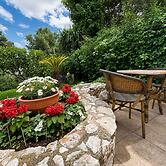 Perivolakia Garden View - Rafina Stay Near Airport