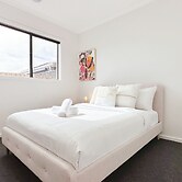 Creekstone 4B Home by GoodLive