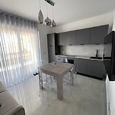Gheloi Apartments