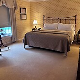Deerfield Inn