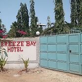 Breeze Bay Hotel Diani