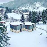 Mountain Flat With Pool in Lelex