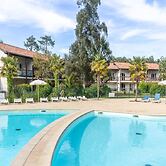 Modern Retreat With Pool & Tennis