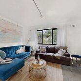 Beachside 1-bed Retreat With Parking Cronulla