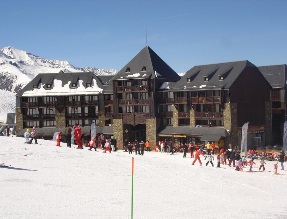 Stay for 6 in the High Pyrenees