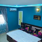 Wealth's Khort Apartment