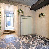 Antwerp Central 1br/7p Apartment