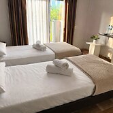 hotel salo pool hotel by the sea