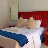 Gaison Gardens Room 2 Golden Acres Comfort Stay - 2324