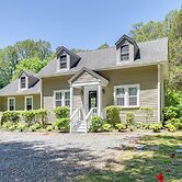 Located in the Heart of Gloucester Courthouse!