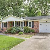 Large Yard & Fire Pit! Pet-friendly Home in Ladson