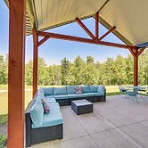 Spacious Barndominium Near Branson w/ Game Rooms