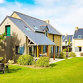 Breton Duplex Cottage Retreat