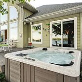 'lake Garden House' w/ Hot Tub & Dock