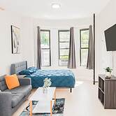 610 Large Studio Downtown With Pool Table