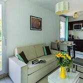 Les Carrelets 3 Bedroom Split-level APT