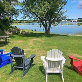 Lovely 'the Buoys Cottage' on Annisquam River!