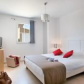 Luberon Villa With Private Pool for 8