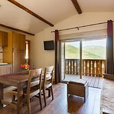 Spacious Mountain Apartment for 8