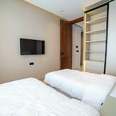 AURA LUXURY BY MALABATA HILLS