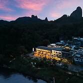 Boyu Xunguang Homestay