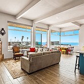Tropical Retreat With Ocean Views - Steps From the Sand With Alfresco 